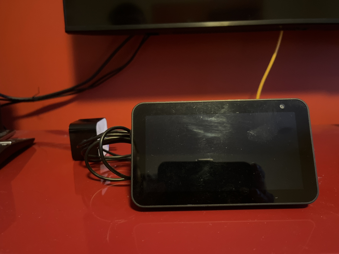 Echo Show 5 thumbnail