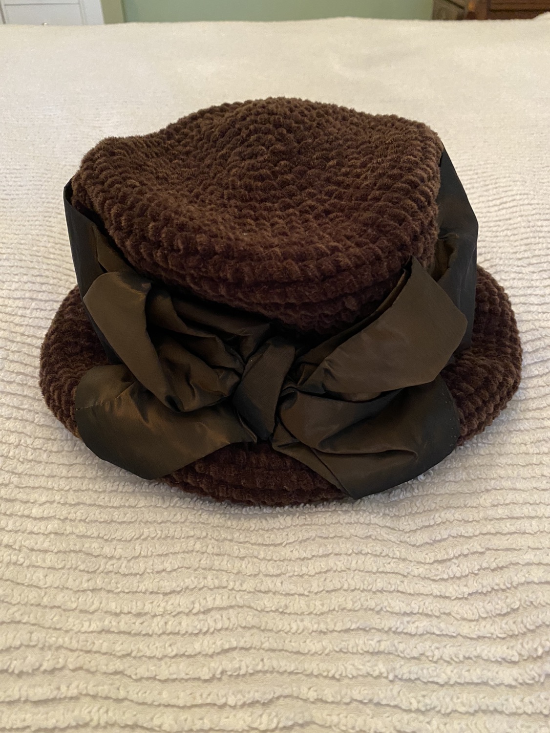 Kate Sheckler Chenille Hat from Holt Renfrew (with tag) image indicator(2)