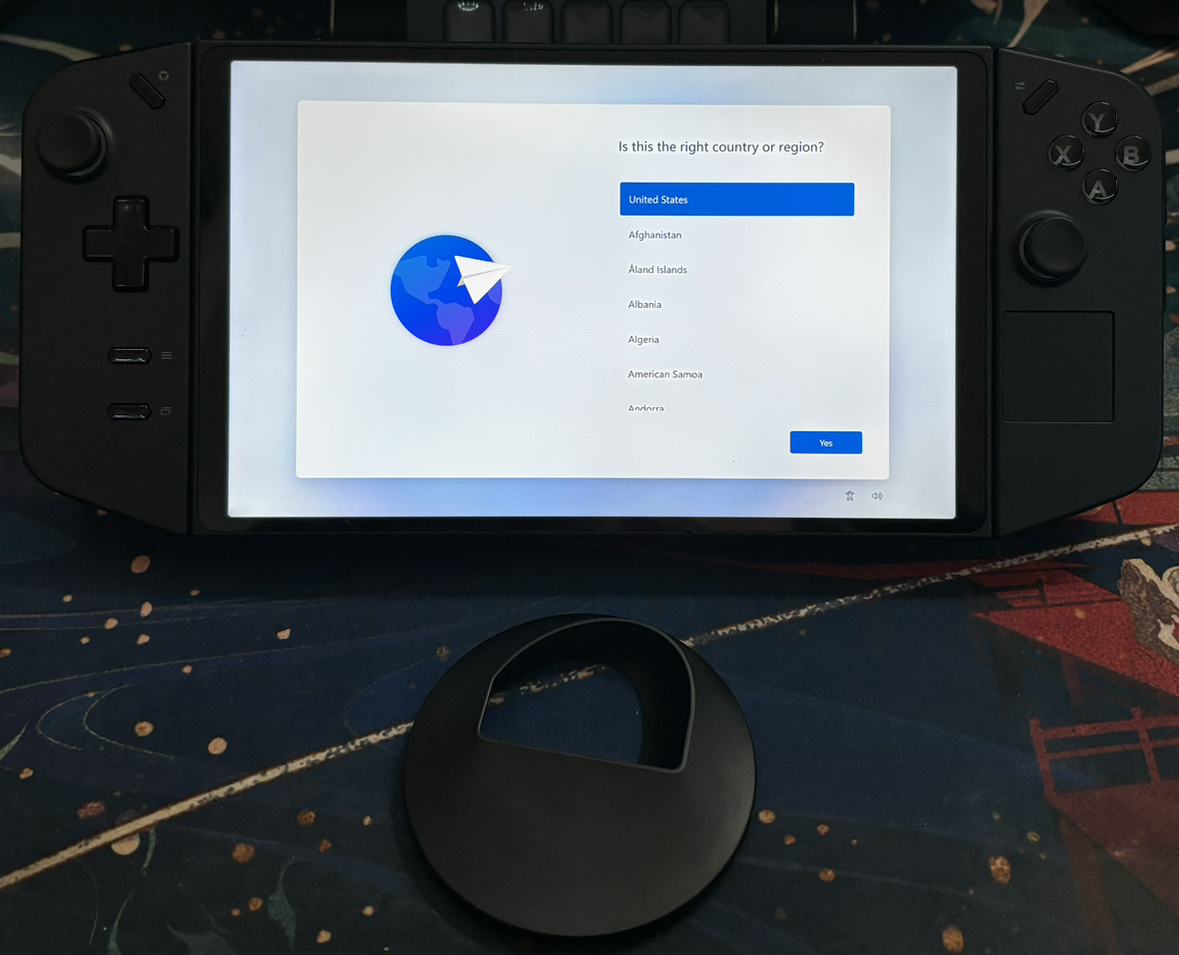 Lenovo Legion Go + 512gb micro SD card - photo 3
