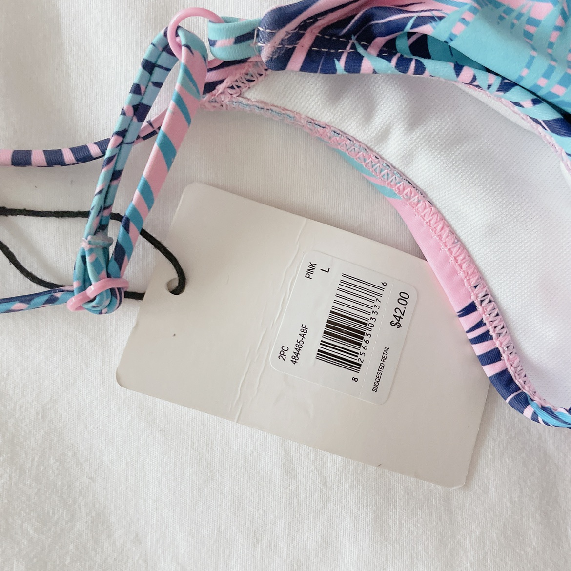 Hurley New with tags Bikini top youth size large 12-13Y image indicator(5)