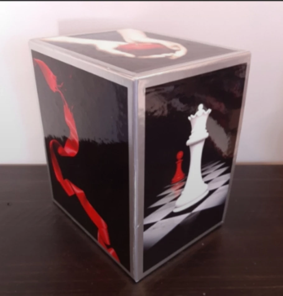 Twilight Saga Hardcover Novel image indicator(2)