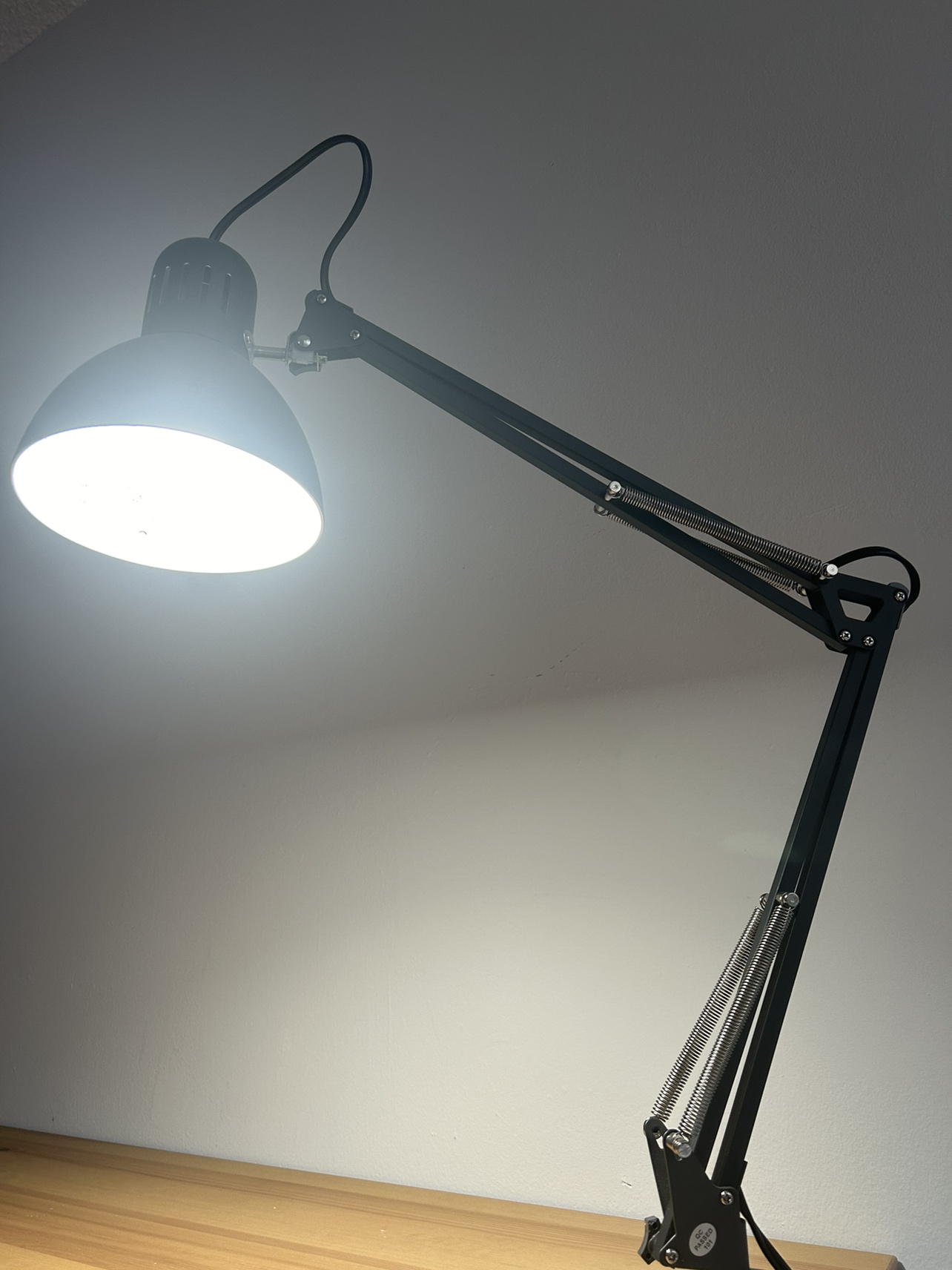 Moving sales: IKEA Work Lamp (bulb included) - photo 4