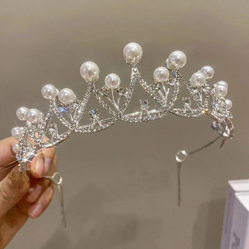 brand new luxurious royal tiara