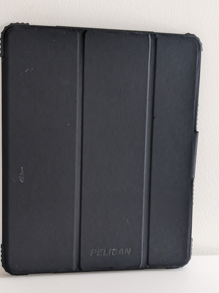 iPad Pro 12.9 5th Generation 512 GB with Pelican Case - photo 3