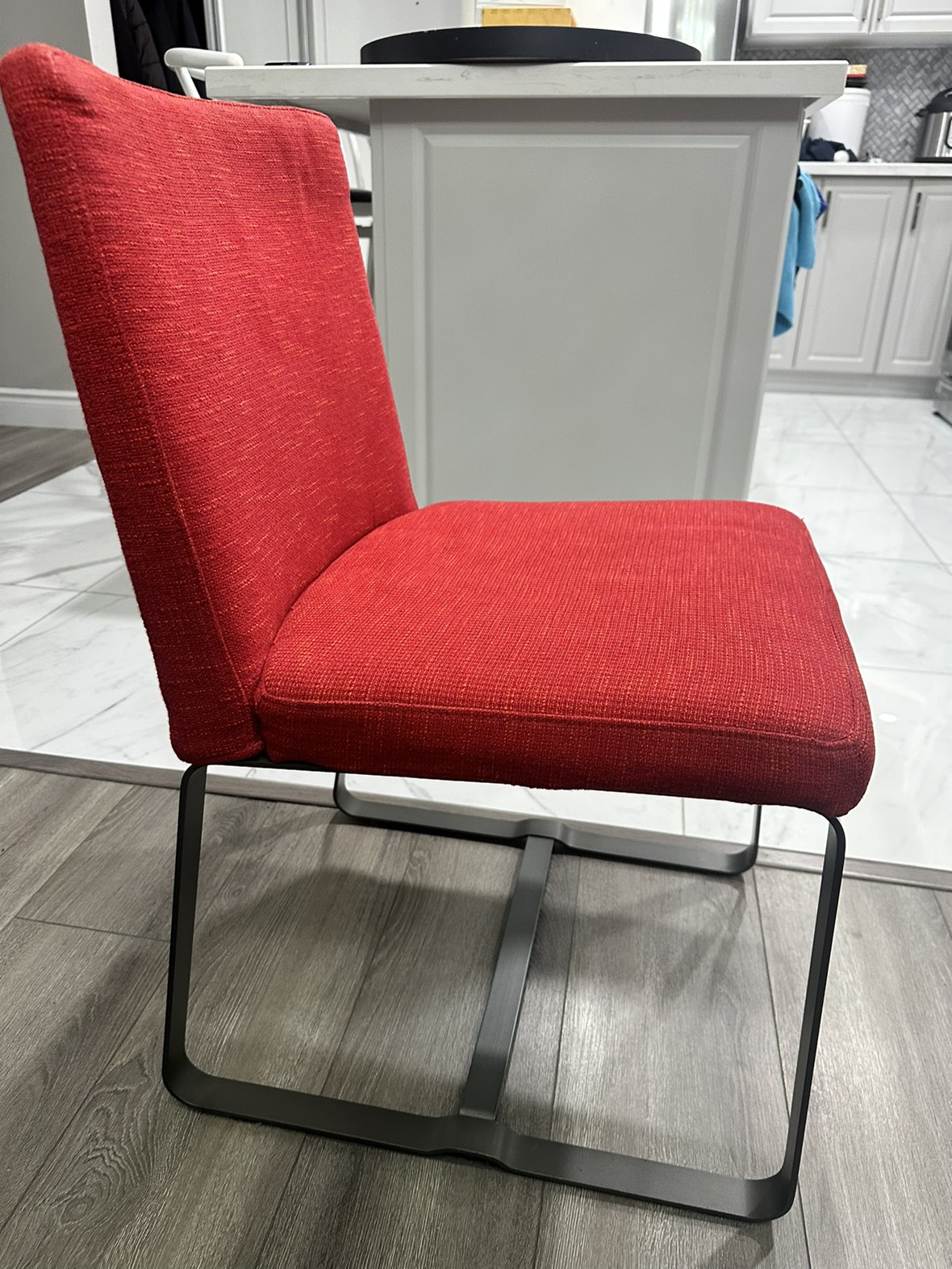 4 pc set red dining chairs
