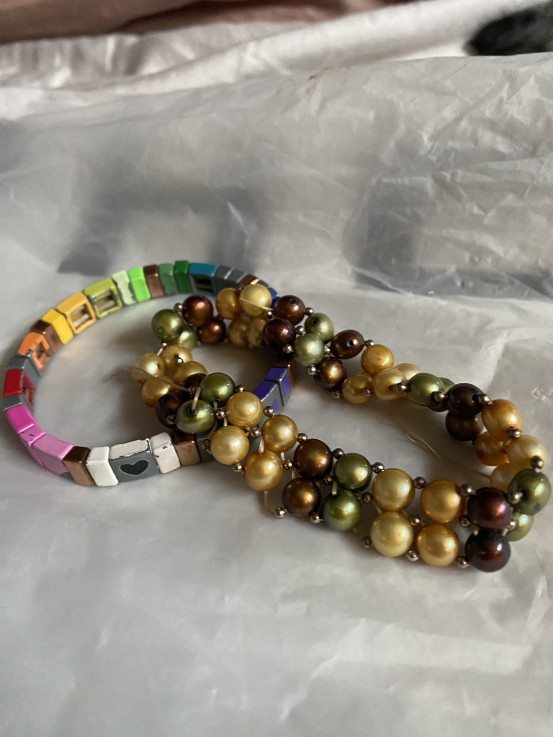 Free stretch bracelets