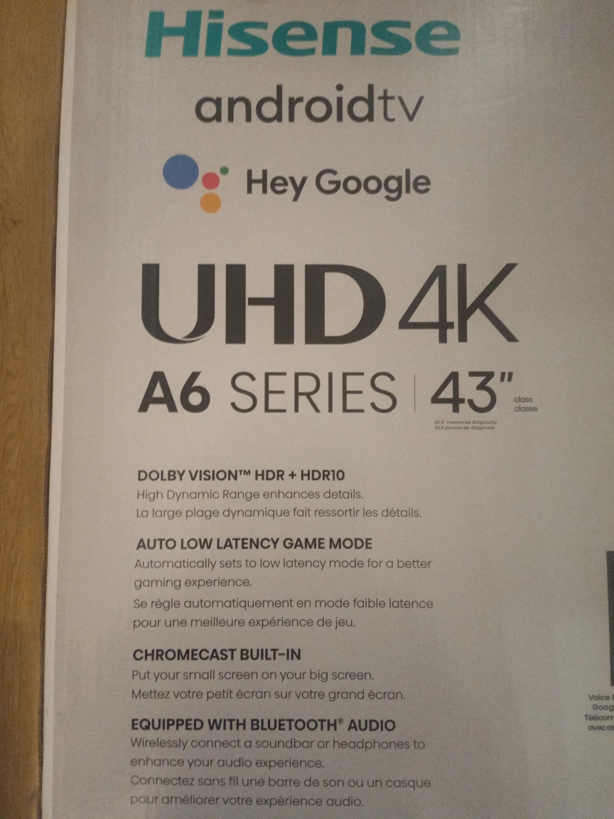 Full TV Set: 43" 4K Hisense Smart TV + Stand with Shelf Space - photo 3