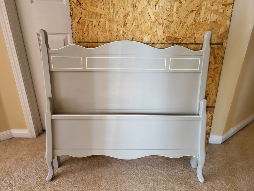 Twin bed with mattress - photo 4
