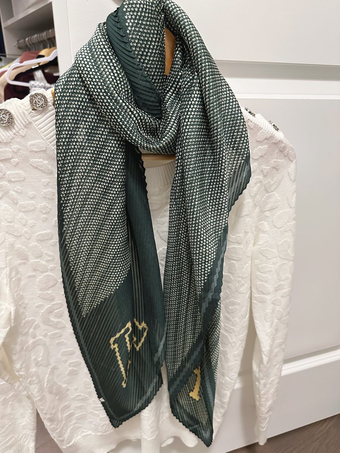 Scarfs for women