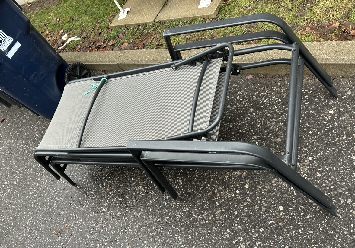 Garden lounge chairs