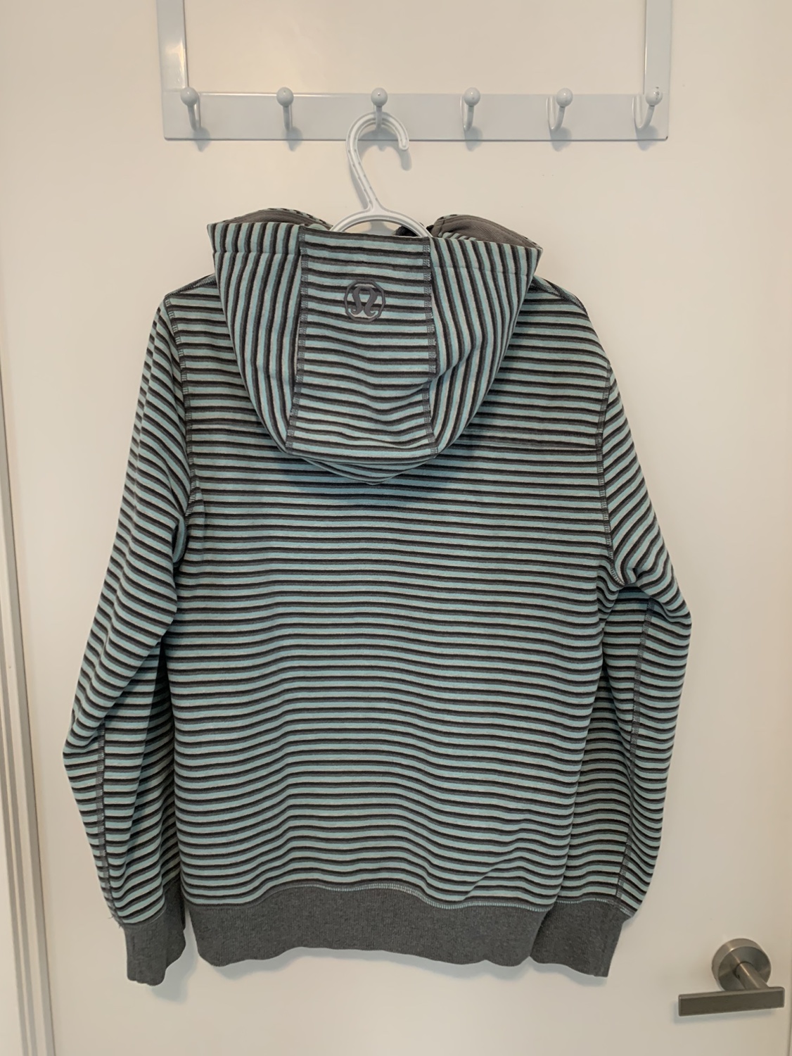 Rare Men’s West Coast Lululemon Hoodie image indicator(2)