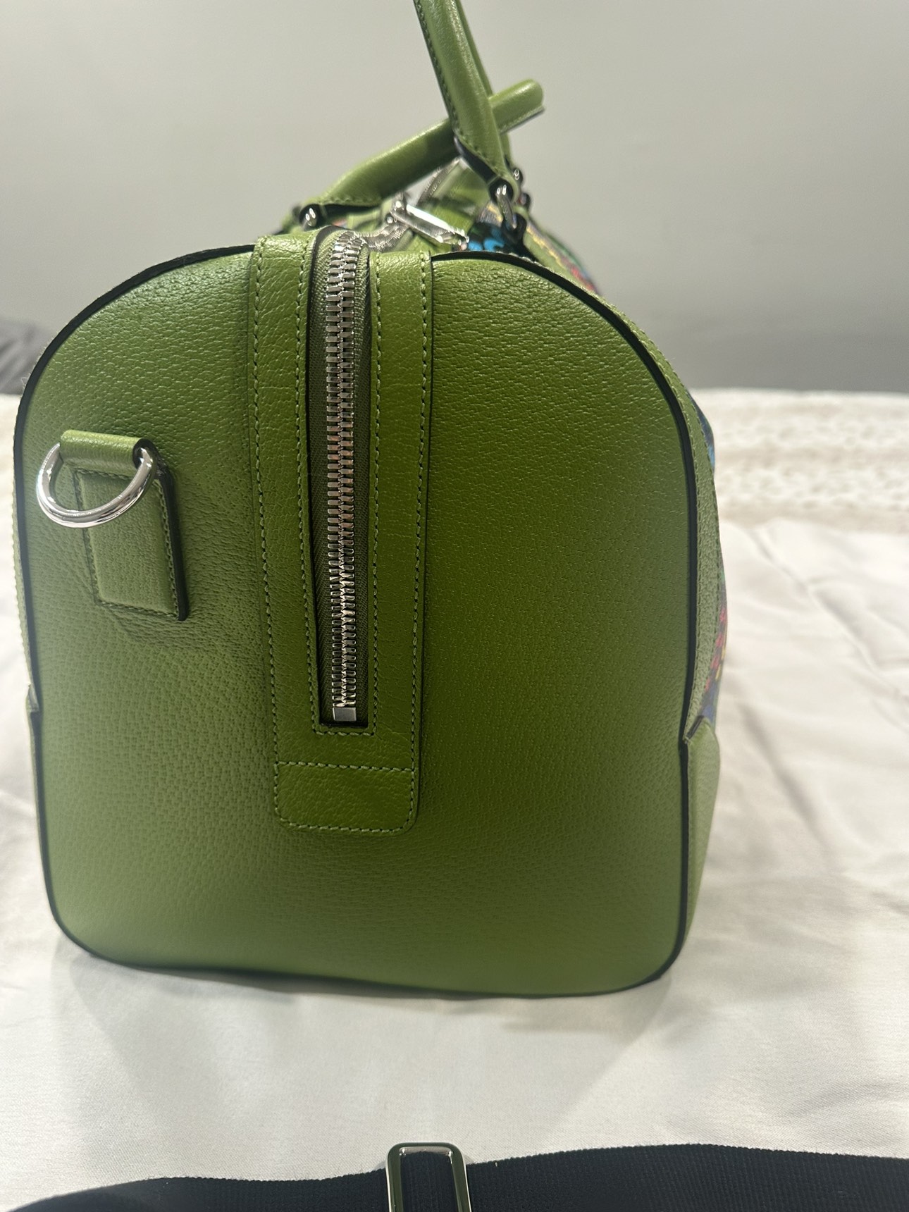 Gucci duffel bag - photo 3