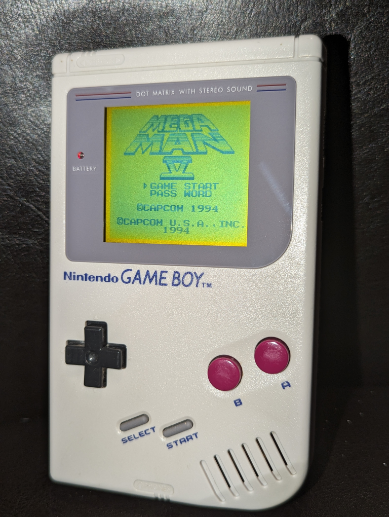 Gameboy DMG-01 thumbnail