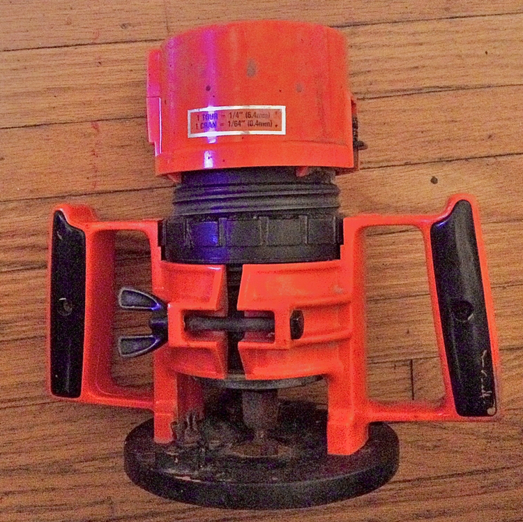 Black and Decker Routor 3/4 power tool, Works Good - photo 3