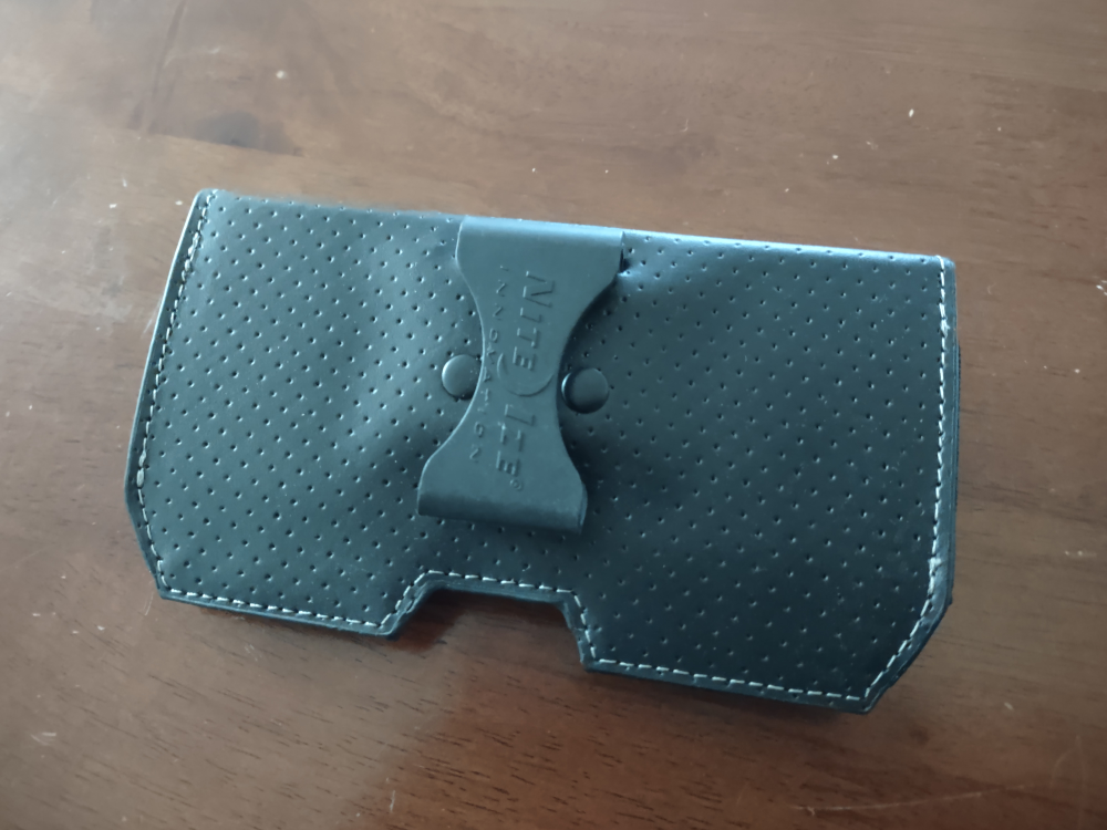 NEW: Nite Ize Leather Cell Phone Case with Waistband Clip - photo 2