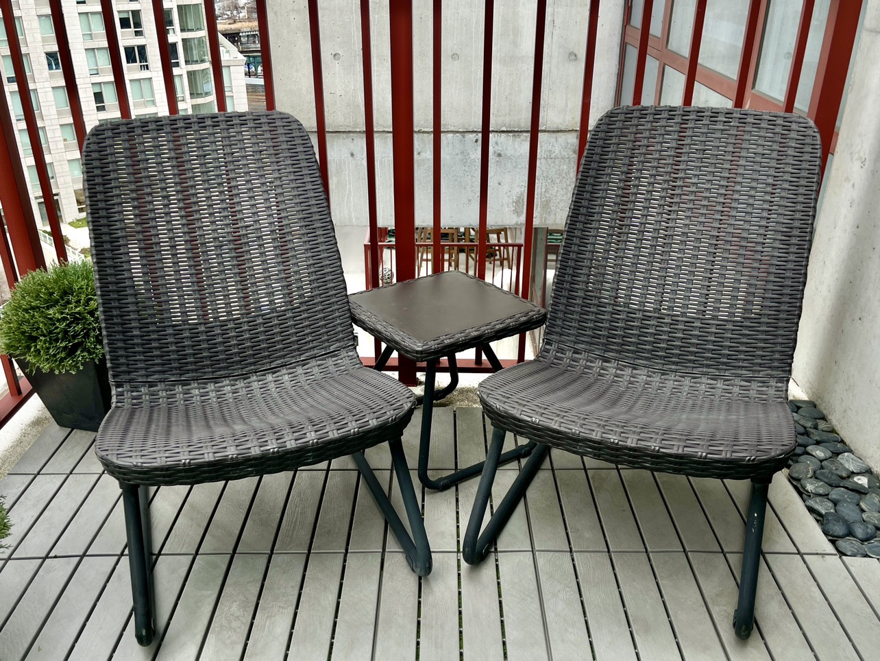 Keter Weatherproof Weather resistant Outdoor Furniture, Cushions image indicator(8)