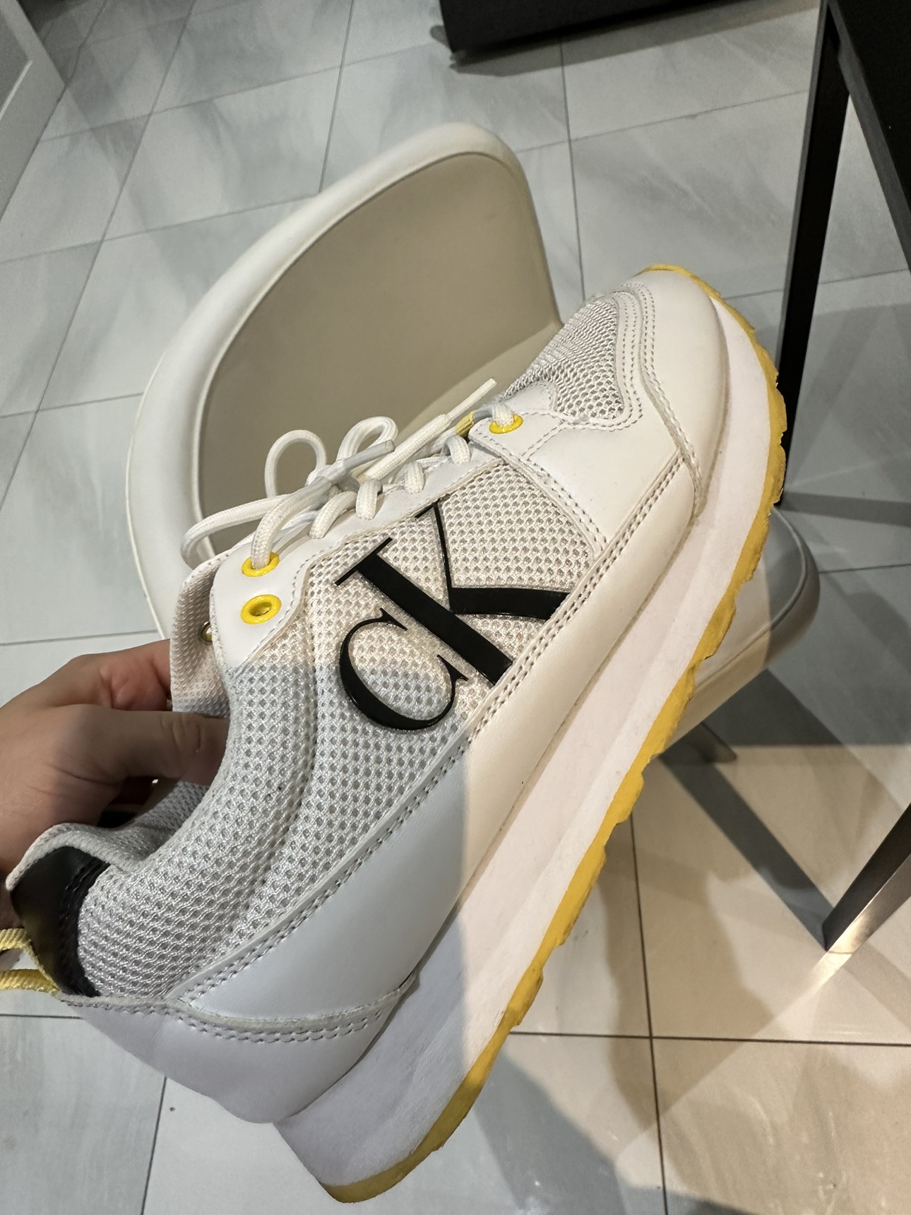 Sneakers