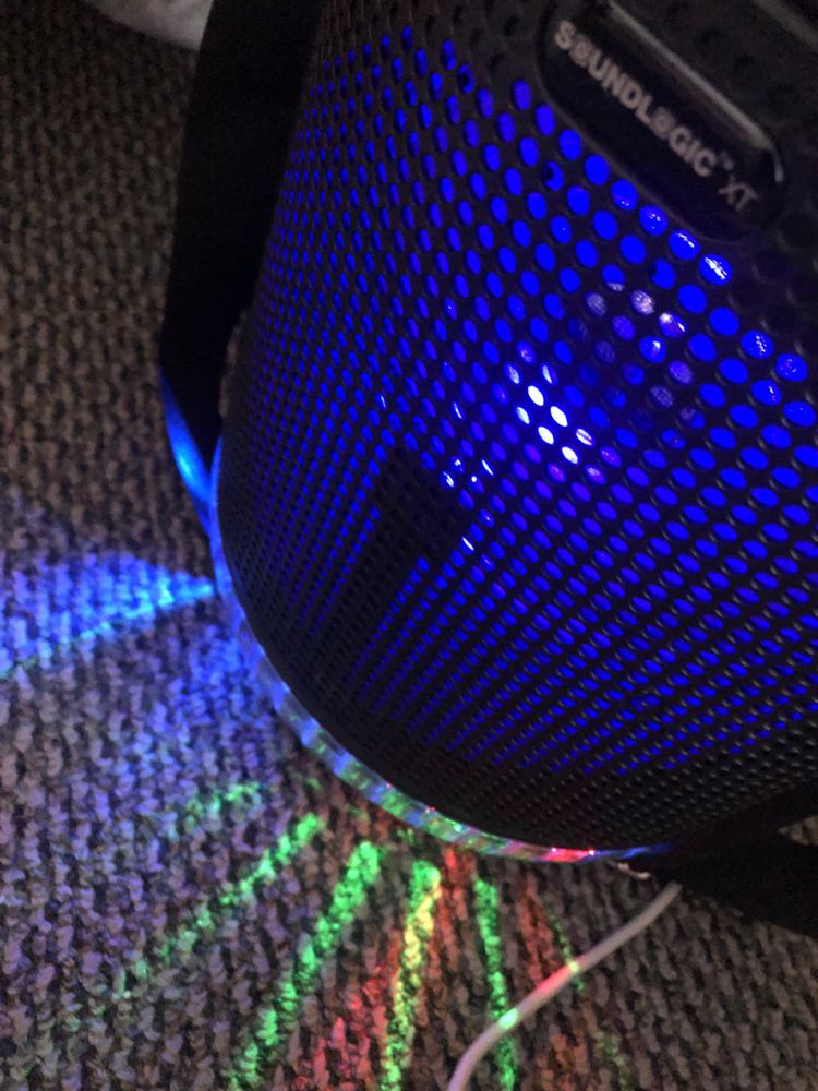 Soundlogic Party Star Speaker System w/ lights image indicator(4)