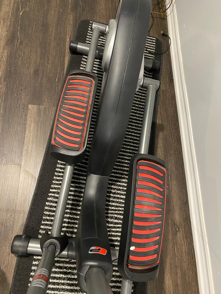 Elliptical Pro Max exercise machine image indicator(6)