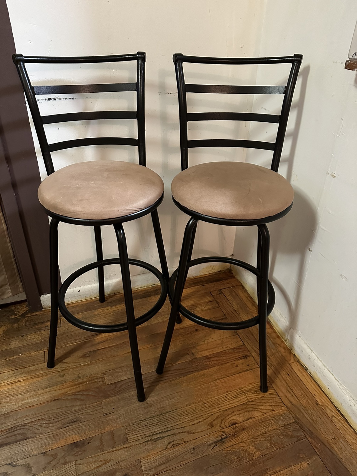 Chair - photo 3