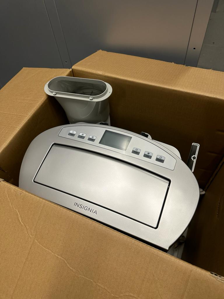 Insignia Portable A/C image indicator(7)