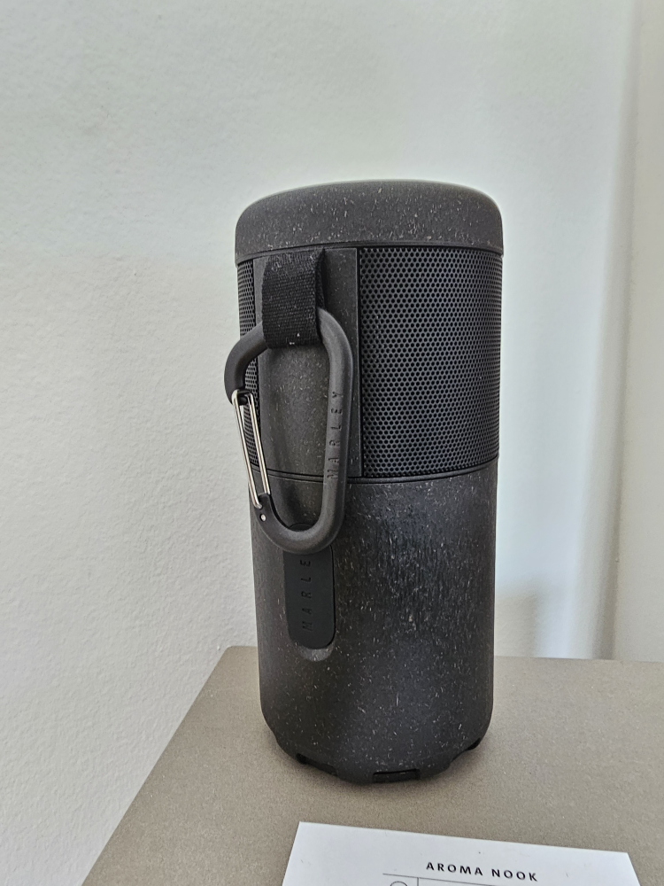 Marley Bluetooth speaker, water resistant - photo 4