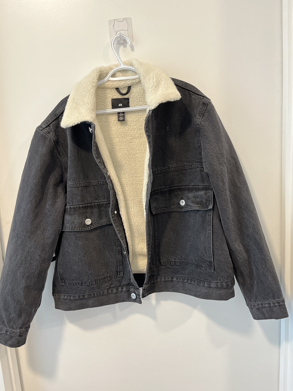 Teddy Lined Denim jacket H&M image indicator(3)
