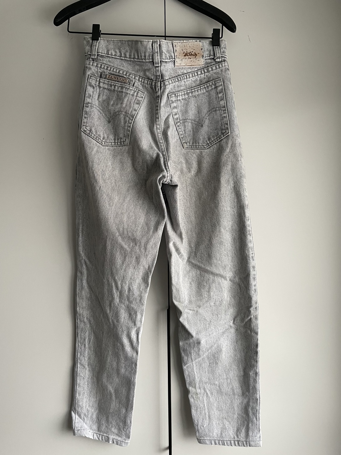 Vintage Levi’s silver mom jeans - photo 2