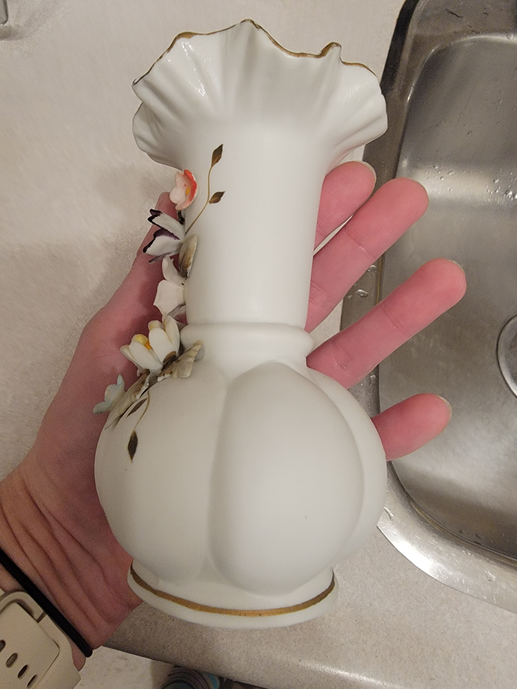 🥕 PORCELAIN BISQUE Flowers VASES Hand Painted 🥕 image indicator(4)