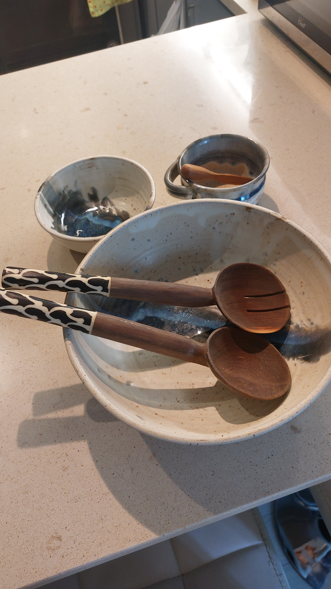Pottery Entertaining Set thumbnail