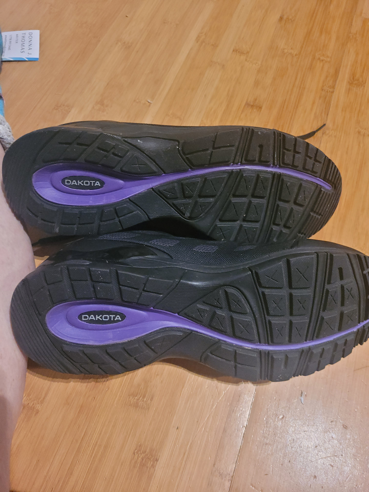 Dakota steel toed shoes #Freecycle - photo 2