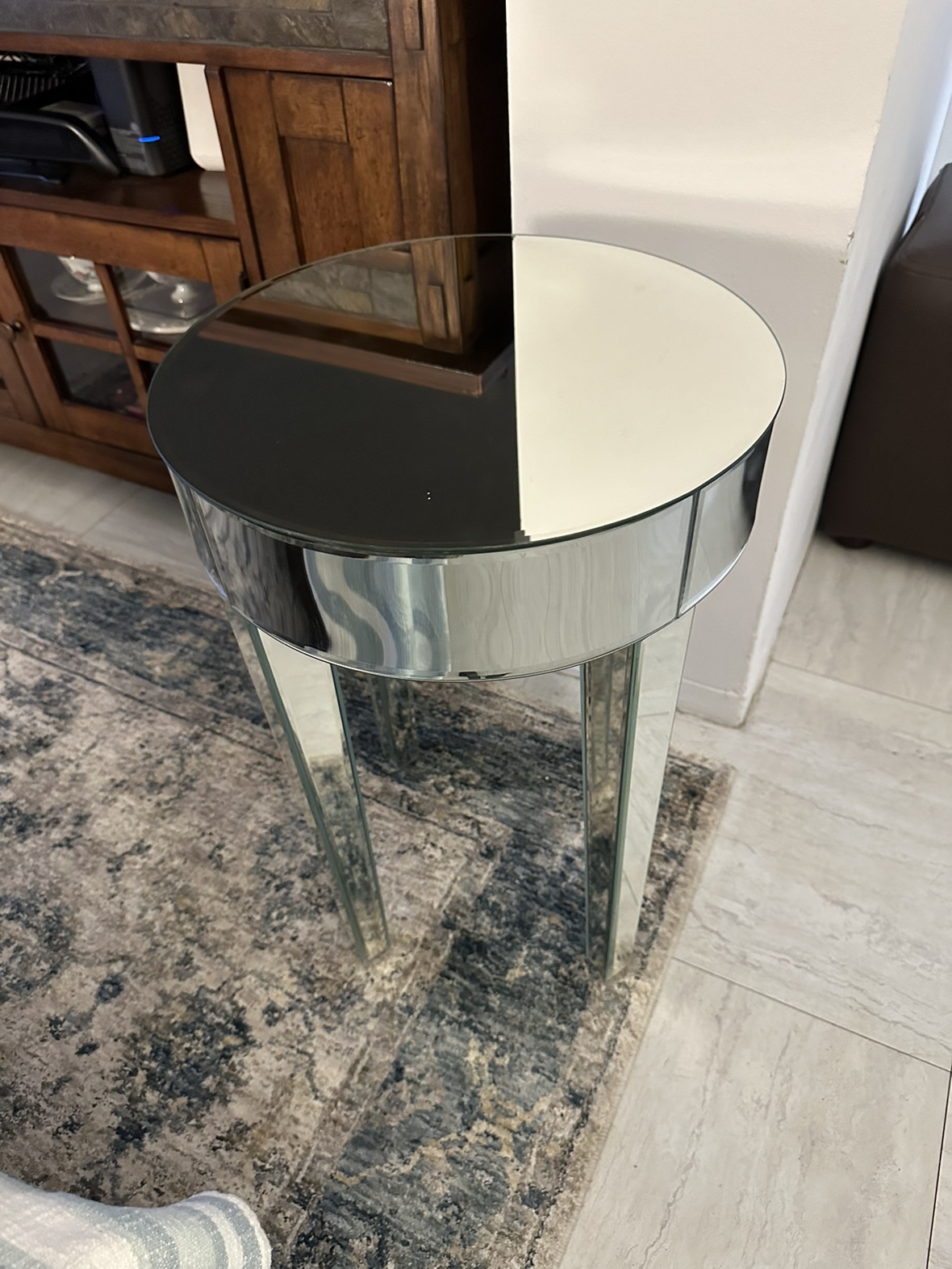 Round Table - Glass - photo 3