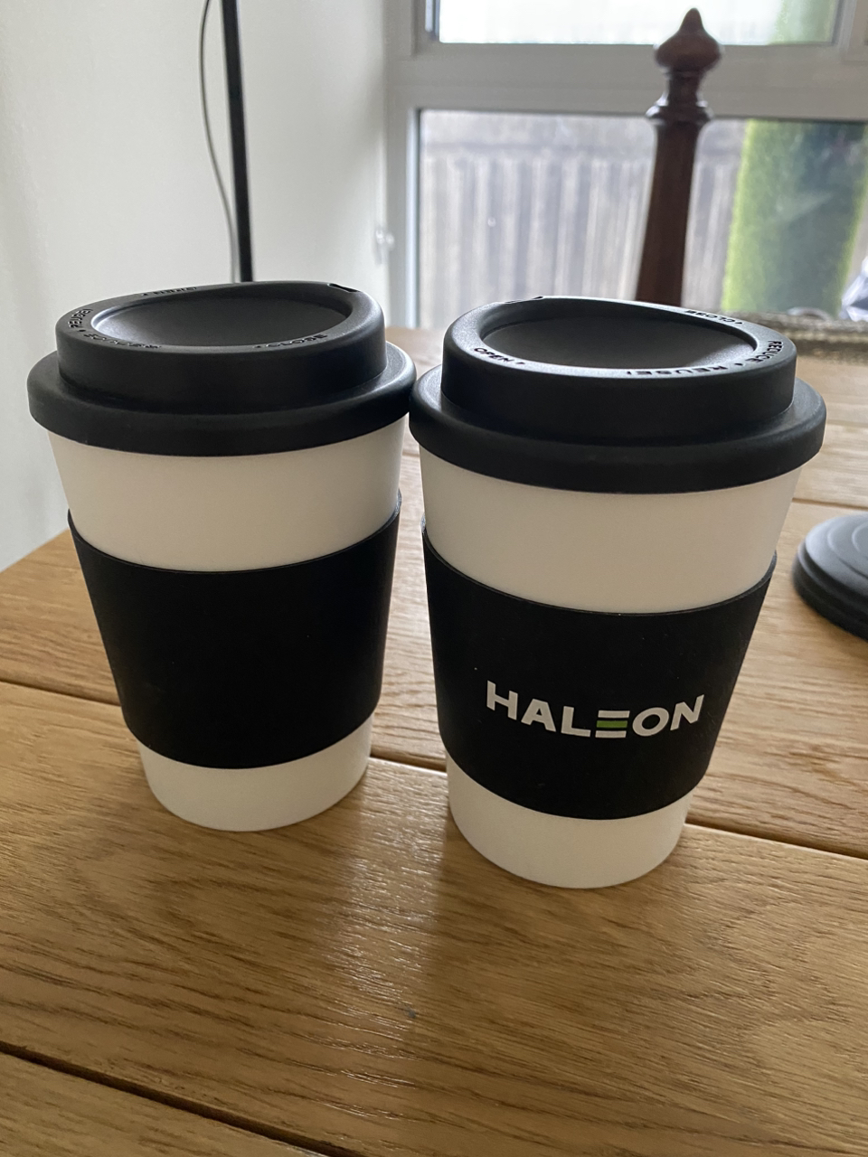 #freecycle 2 Mugs with lid