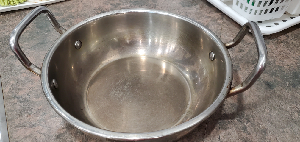 kadhai/wok and other items #freecycle thumbnail