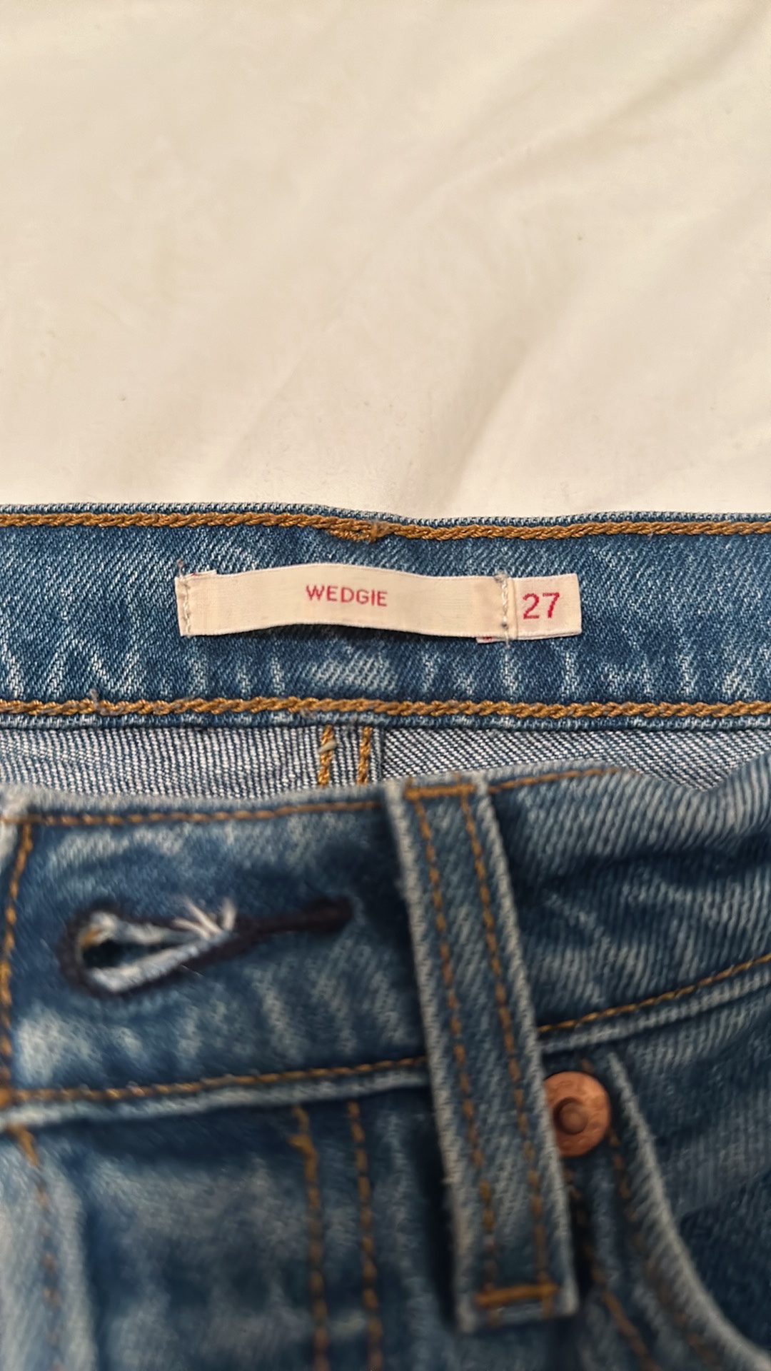 Levi’s wedgie jeans - photo 2