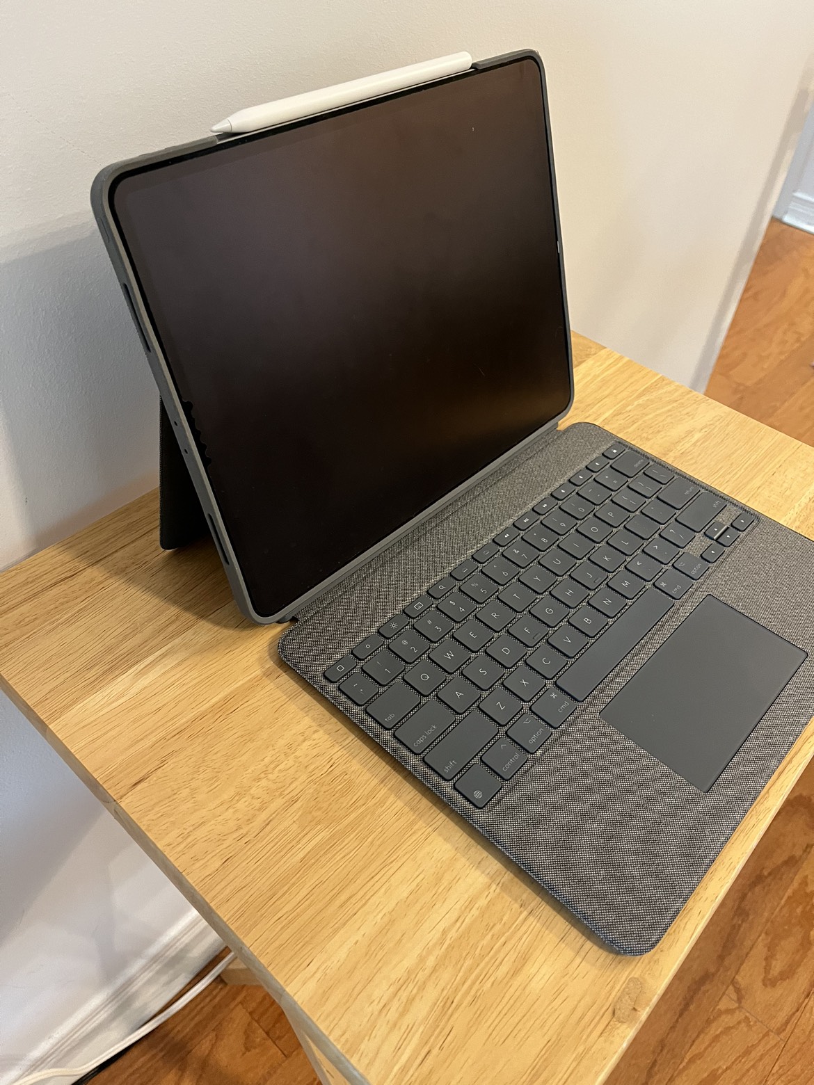 IPAD PRO 12.9 Logitech Keyboard Case - photo 4