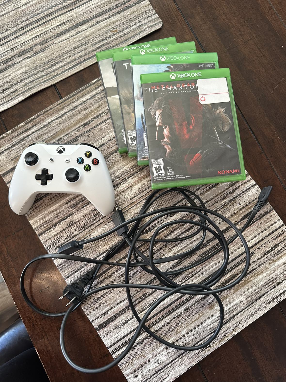 Xbox One S - photo 4