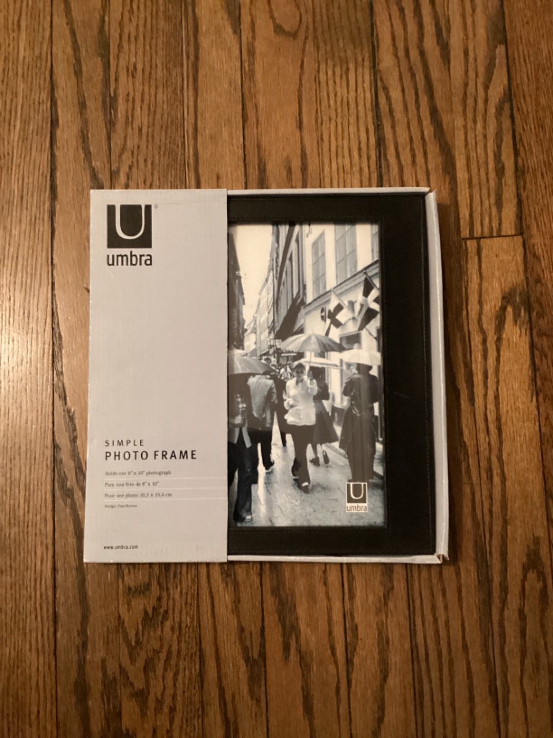 Umbra picture frames
