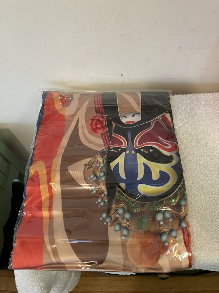3 Brand New Large Beijing Silk Scarves 42 x 42 - photo 5