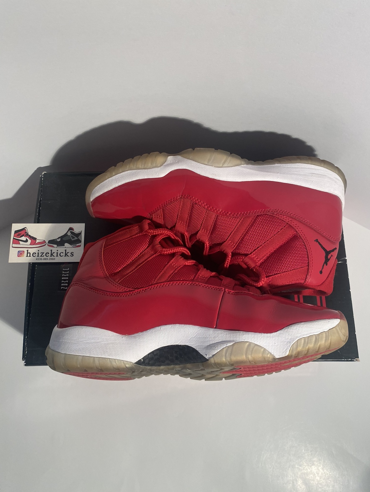 Air Jordan 11 Win Like 96 size 9.5 image indicator(6)