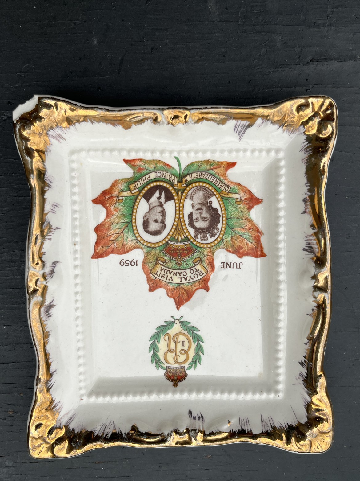 ROYAL COLLECTORS PLATE