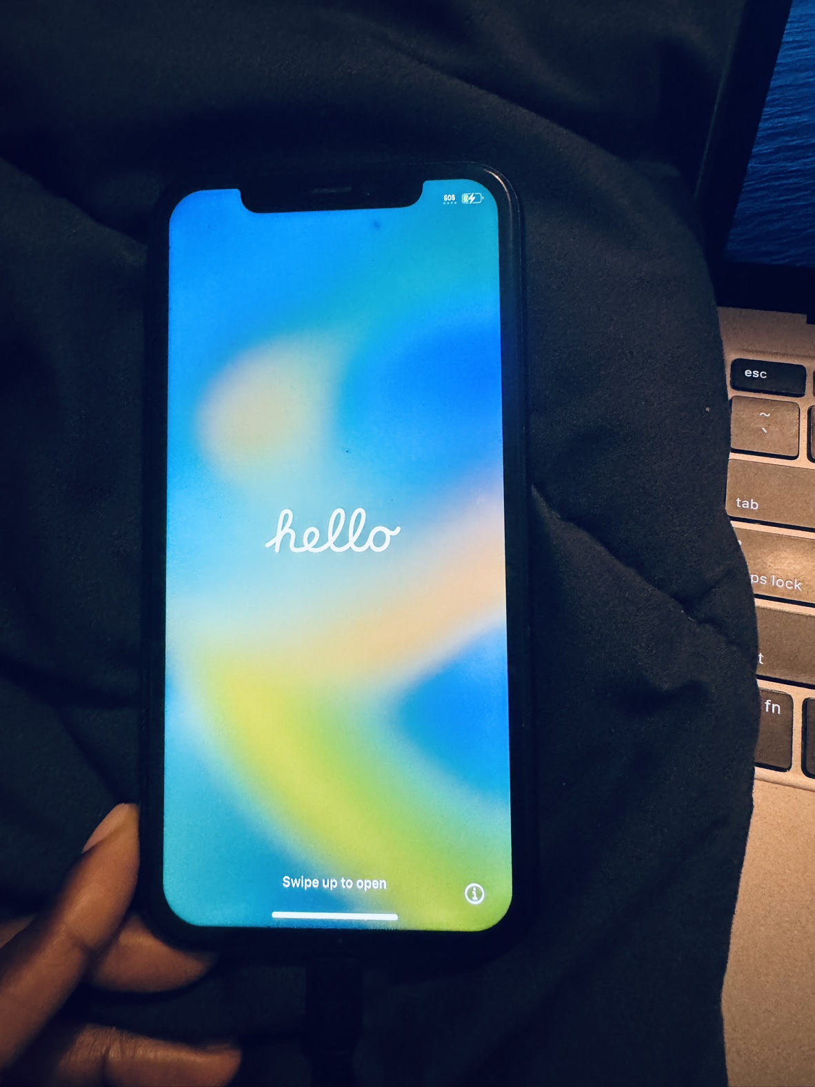 iPhone XR thumbnail