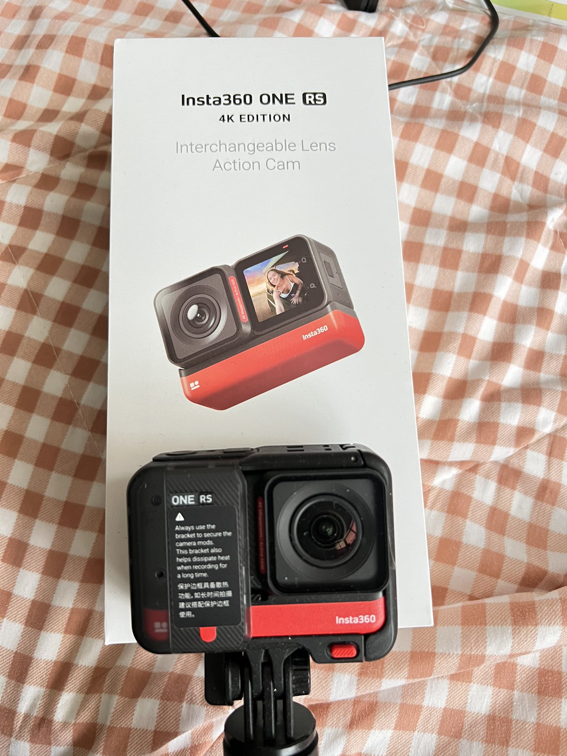 Insta360 camera with Memory card 256GB