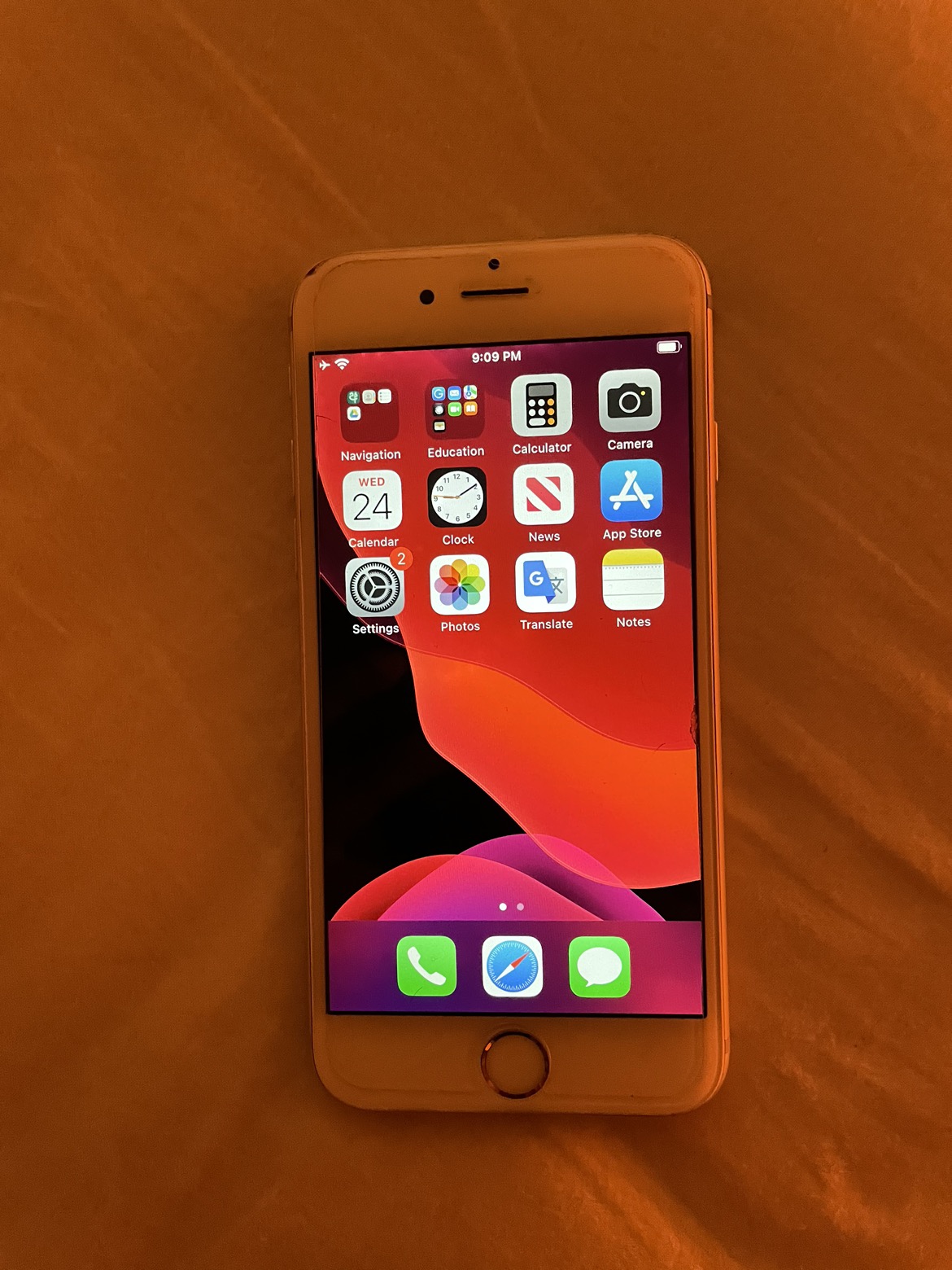 ‼️Moving Sale‼️ Apple iphone 6s, 64Gb image indicator(2)