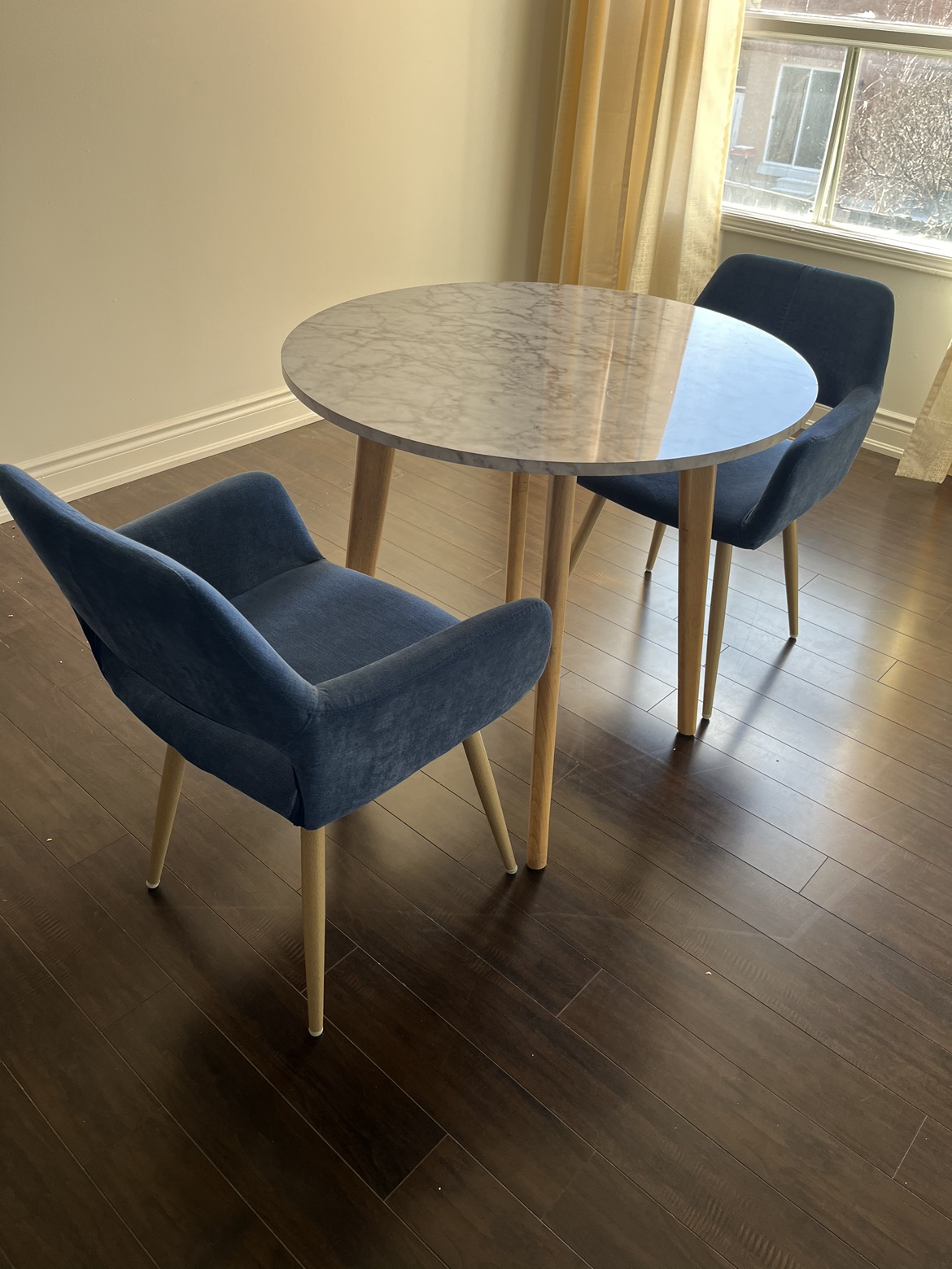 Set of 2 chairs - Table is also available - photo 4