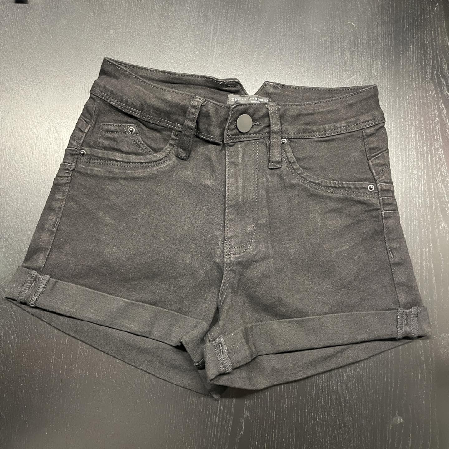 New SHEIN black high waist shorts / size 26 image indicator(5)