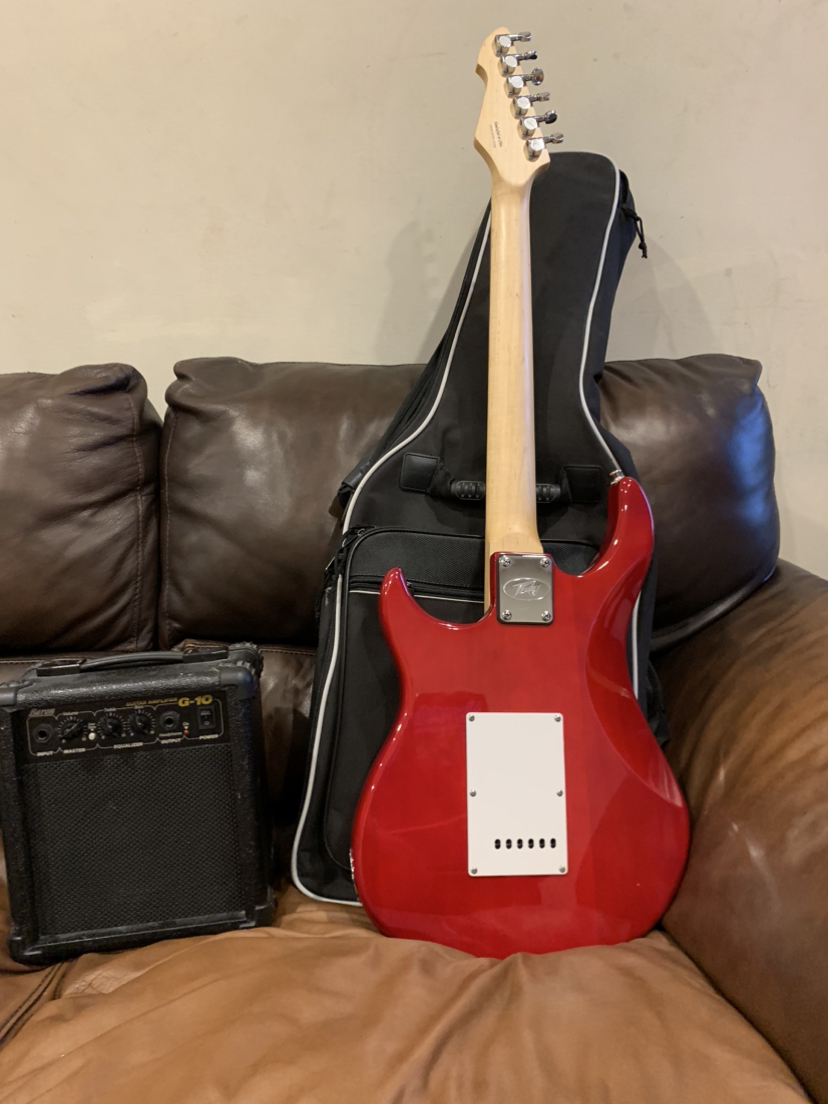 Peavey guitar and amplifier $225 image indicator(3)