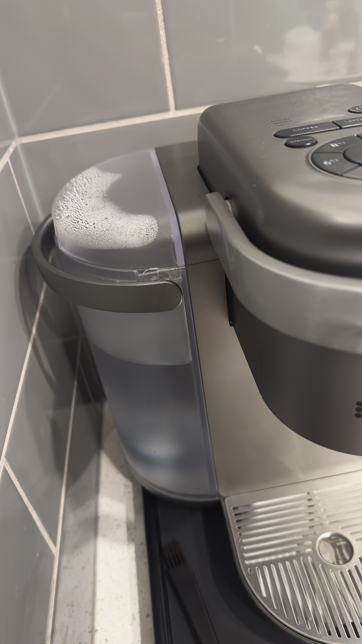 Keurig K cafe special edition in mint condition. Price is firm. - photo 5