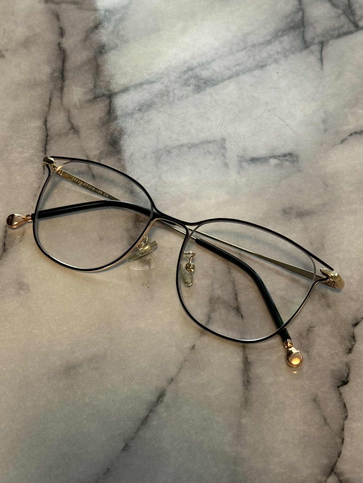 Eye glasses with no prescription thumbnail