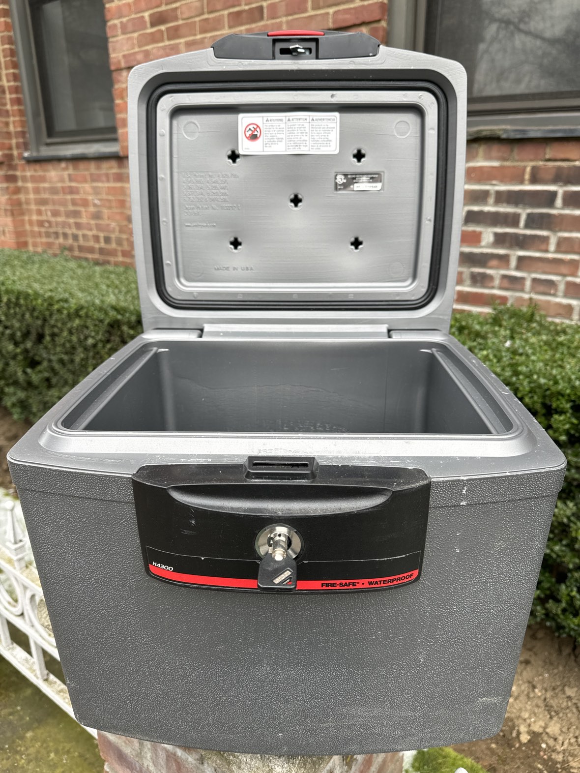 Sentry Key Safe - photo 3